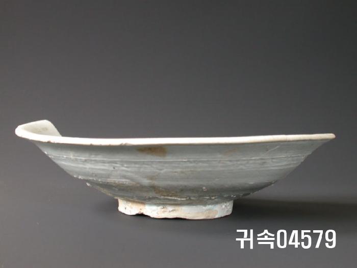 朝鮮 純白磁 楪匙 이미지