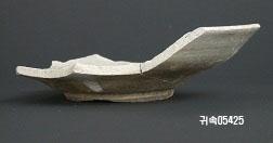 朝鮮 純白磁 楪匙 底部片 이미지
