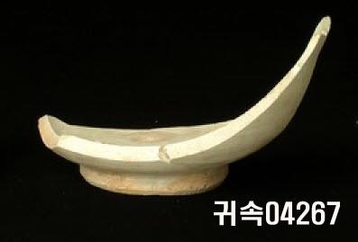 朝鮮 純白磁 鉢 底部片 이미지