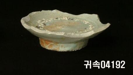 朝鮮 純白磁 鉢 底部片 이미지