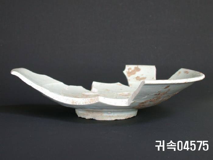 朝鮮 純白磁 楪匙 이미지