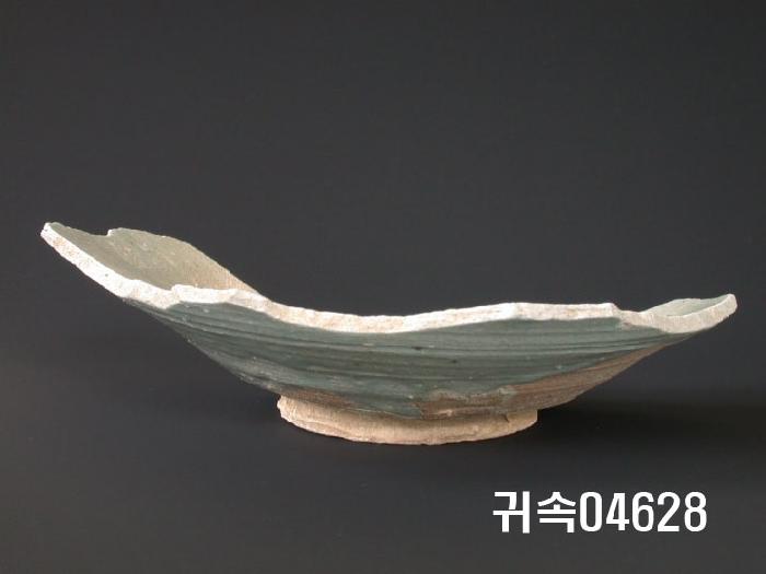 朝鮮 純白磁 楪匙 片 이미지