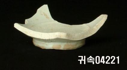 朝鮮 純白磁 鉢 底部片 이미지