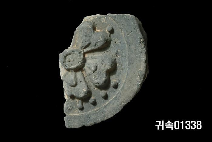 蓮花文圓瓦當 이미지