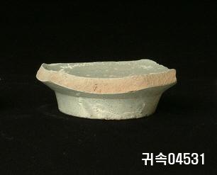 朝鮮 純白磁 鉢 底部片 이미지