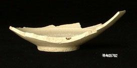 朝鮮 純白磁 楪匙片 이미지