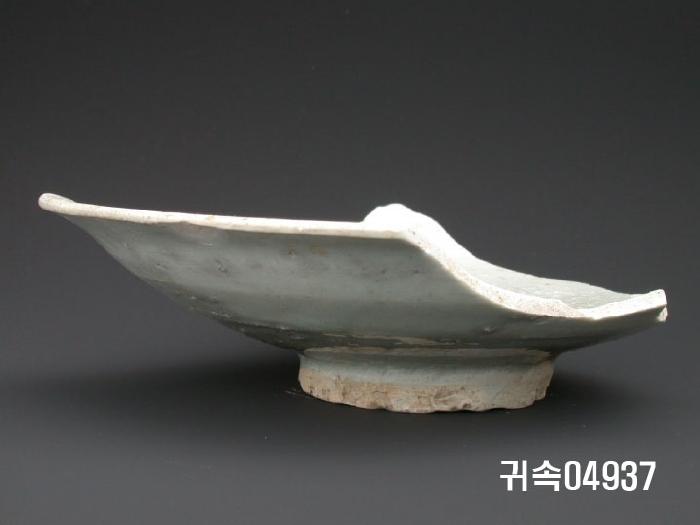 朝鮮 純白磁 楪匙 片 이미지