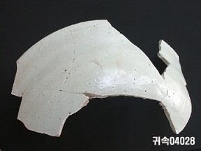朝鮮 純白磁 鉢片 이미지