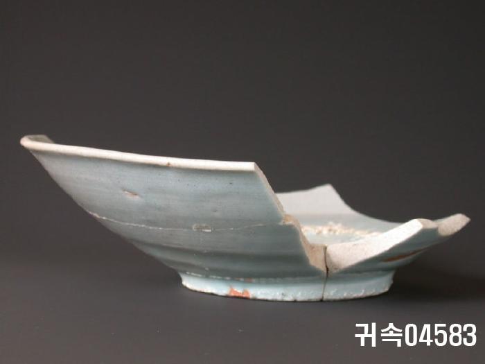 朝鮮 純白磁 楪匙 片 이미지