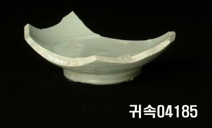 朝鮮 純白磁 鉢 底部片 이미지