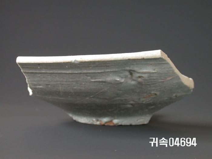 朝鮮 純白磁 접시 片 이미지