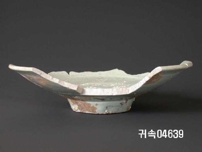 朝鮮 純白磁 楪匙 片 이미지