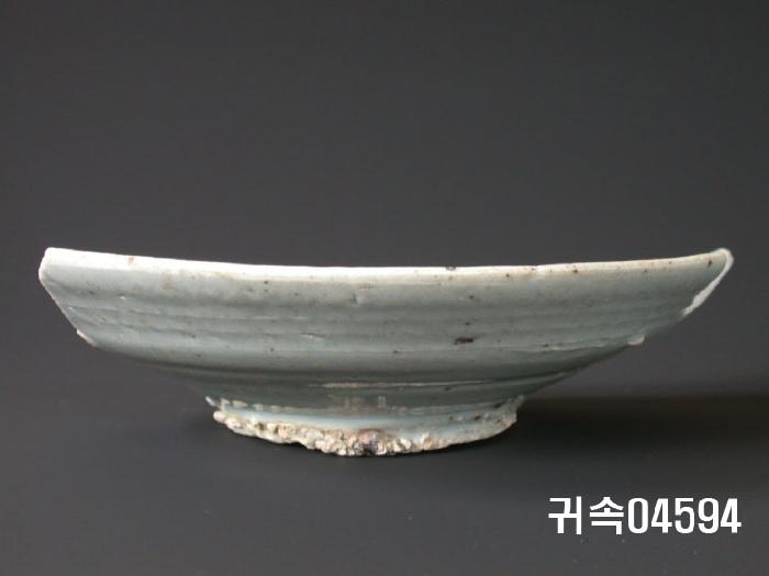 朝鮮 純白磁 楪匙 片 이미지