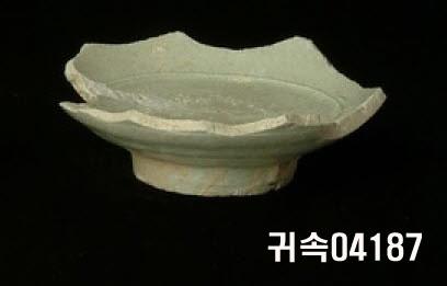 朝鮮 純白磁 鉢 底部片 이미지