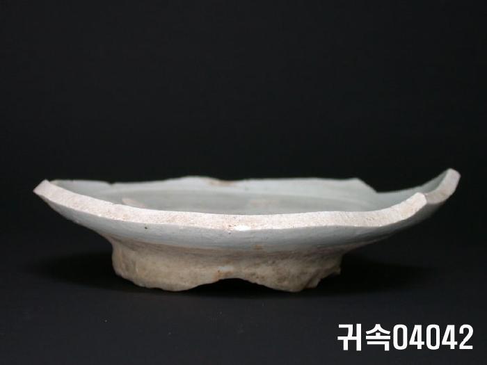 朝鮮 純白磁 鉢 底部片 이미지