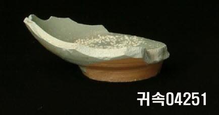 朝鮮 純白磁 鉢 底部片 이미지