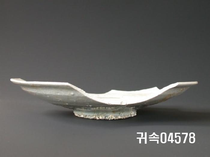 朝鮮 純白磁 楪匙 이미지
