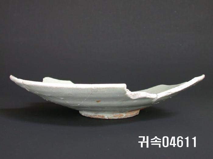 朝鮮 純白磁 楪匙 片 이미지
