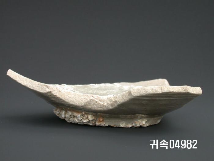朝鮮 純白磁 楪匙 底部片 이미지