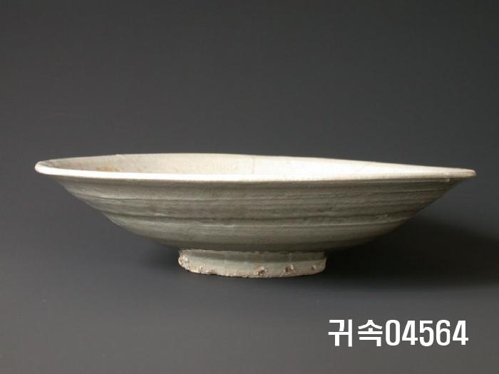 朝鮮 純白磁 楪匙 이미지