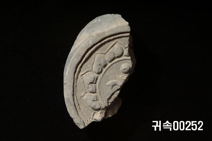 梵字文圓瓦當 이미지