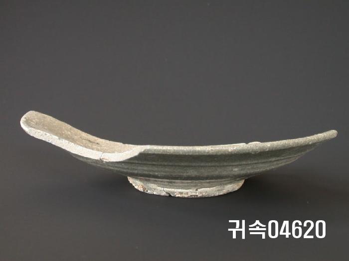 朝鮮 純白磁 楪匙 片 이미지