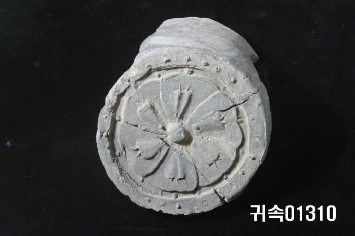 蓮花文圓瓦當 이미지