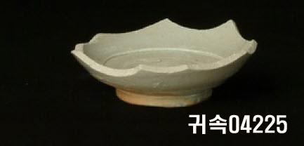 朝鮮 純白磁 鉢 底部片 이미지