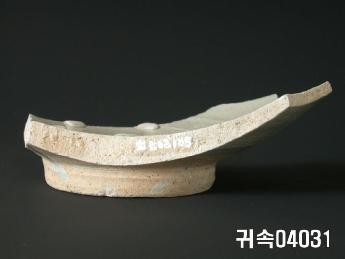 朝鮮 純白磁 鉢 底部片 이미지
