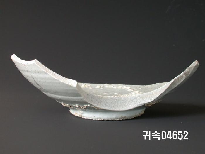 朝鮮 純白磁 楪匙 底部片 이미지