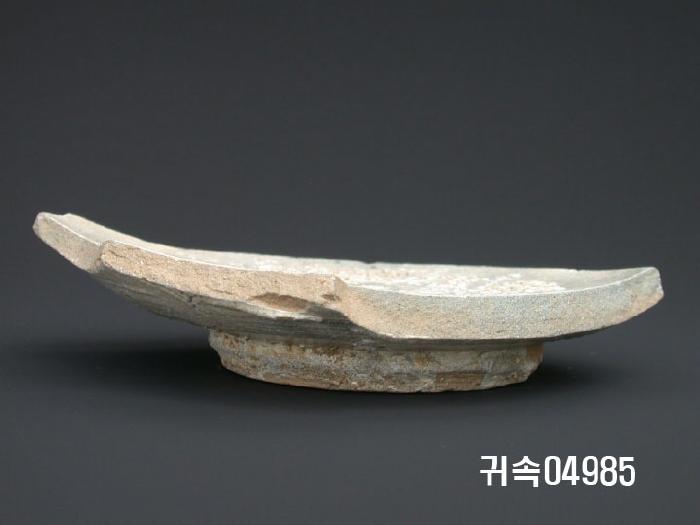 朝鮮 純白磁 楪匙 底部片 이미지