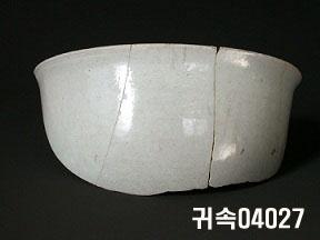 朝鮮 純白磁 鉢片 이미지