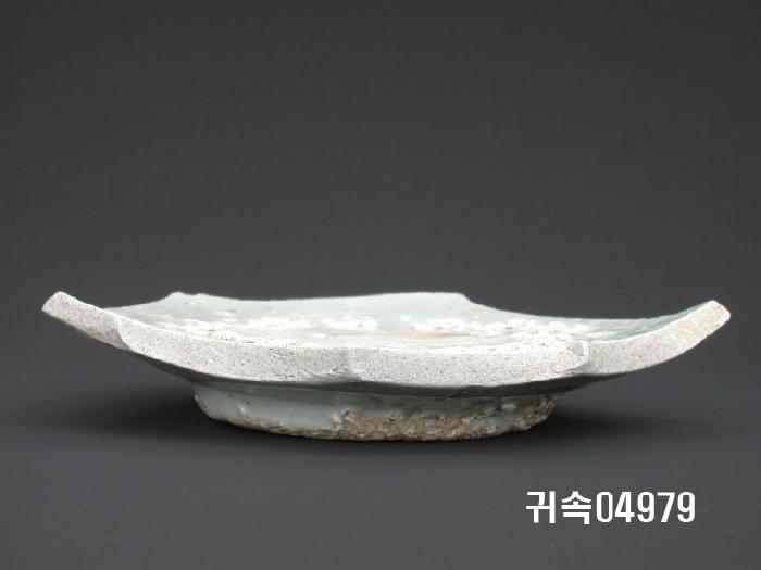 朝鮮 純白磁 楪匙 底部片 이미지