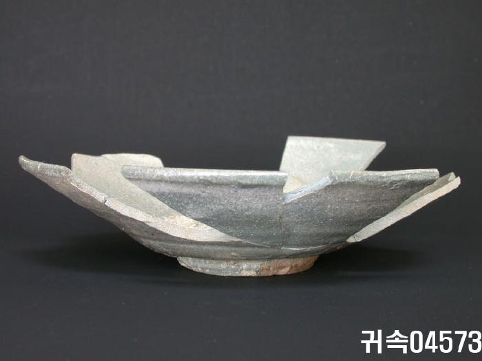 朝鮮 純白磁 楪匙 片 이미지
