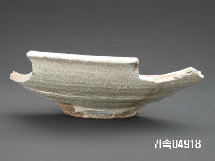 朝鮮 純白磁 楪匙 片 이미지