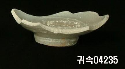 朝鮮 純白磁 鉢 底部片 이미지