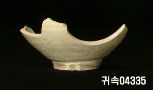 朝鮮 純白磁 鉢 底部片 이미지