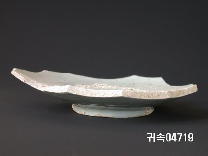 朝鮮 純白磁 접시 底部片 이미지