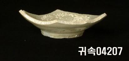 朝鮮 純白磁 鉢 底部片 이미지