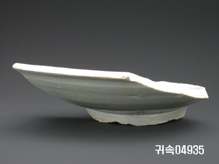 朝鮮 純白磁 楪匙 片 이미지