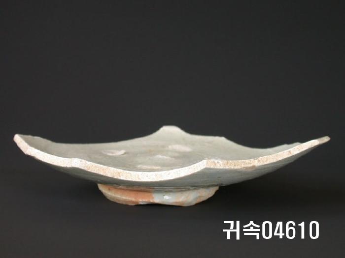 朝鮮 純白磁 楪匙 片 이미지