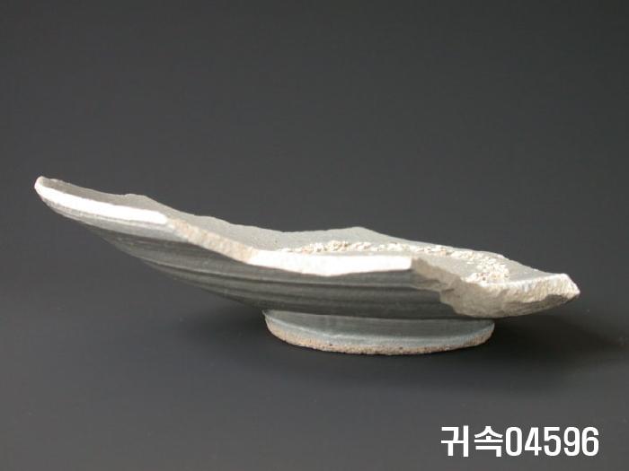 朝鮮 純白磁 楪匙 片 이미지