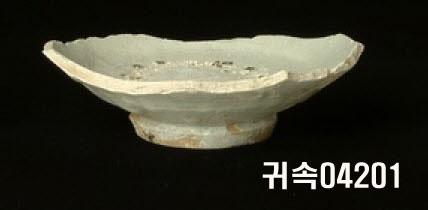 朝鮮 純白磁 鉢 底部片 이미지