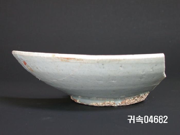 朝鮮 純白磁 접시 片 이미지