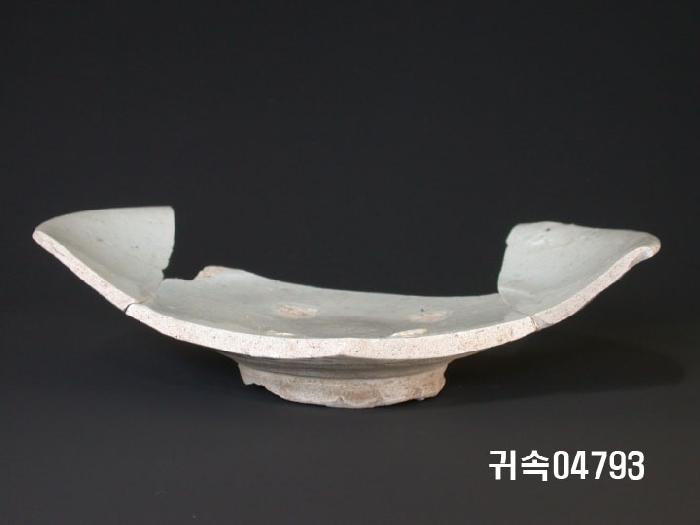 朝鮮 純白磁 楪匙 片 이미지