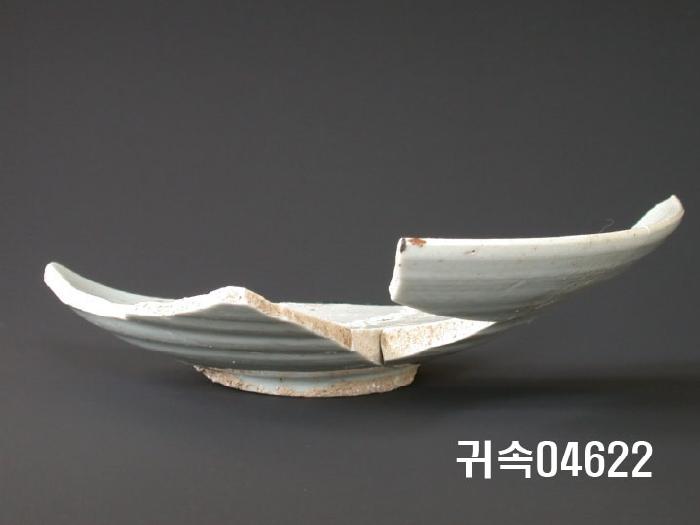 朝鮮 純白磁 楪匙 片 이미지