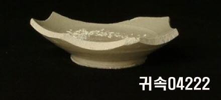 朝鮮 純白磁 鉢 底部片 이미지