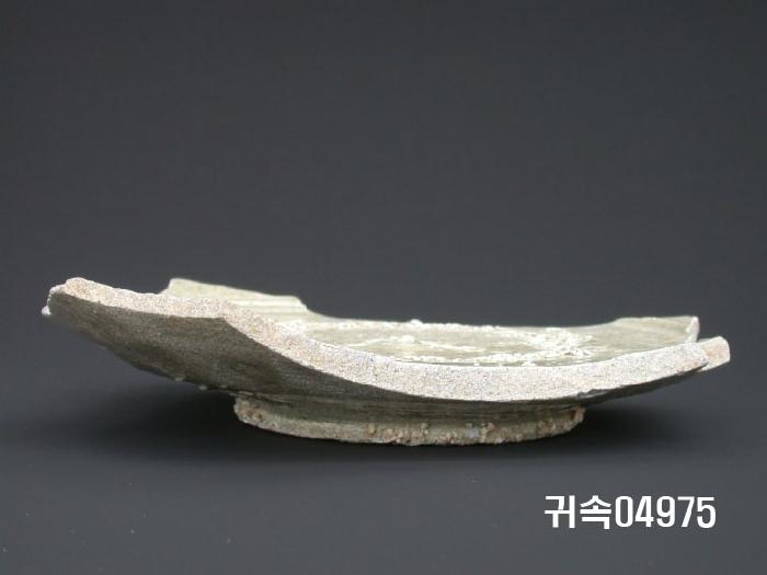 朝鮮 純白磁 楪匙 底部片 이미지
