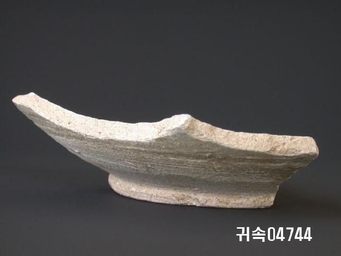 朝鮮 純白磁 접시 底部片 이미지