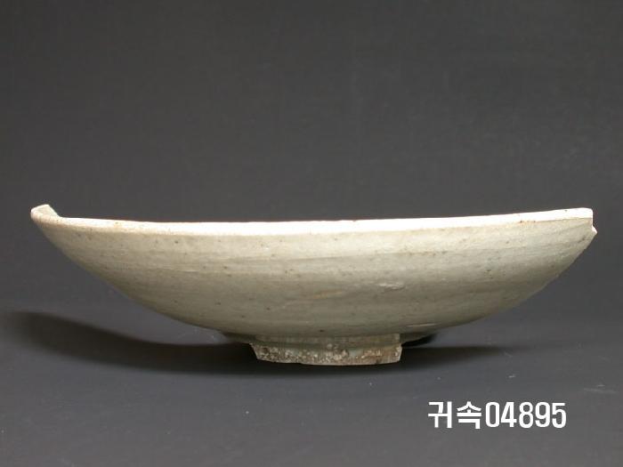 朝鮮 純白磁 楪匙 片 이미지